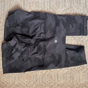 Lululemon leggings !